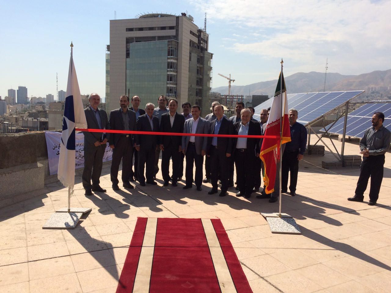 افتتاح نیروگاه خورشیدی شرکت مشانیر